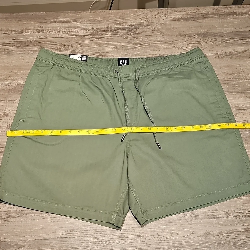 GAP Green Athletic Shorts with Elastic Waistband